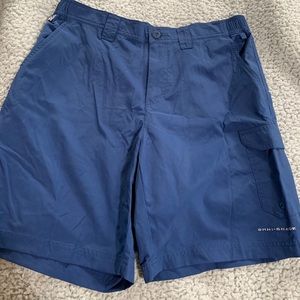 Men’s Columbia PFG shorts